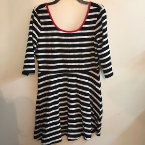 XL Express black, white and red dress